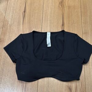 Alo Yoga Black Women's Crop Top